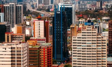 14 Days Nairobi city, Masai Mara, Lake Nakuru NP and Mombasa Beach experience